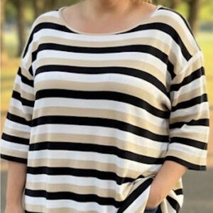 Jenny Buchanan Striped Black & Tan Top wit a little sparkle size Lg